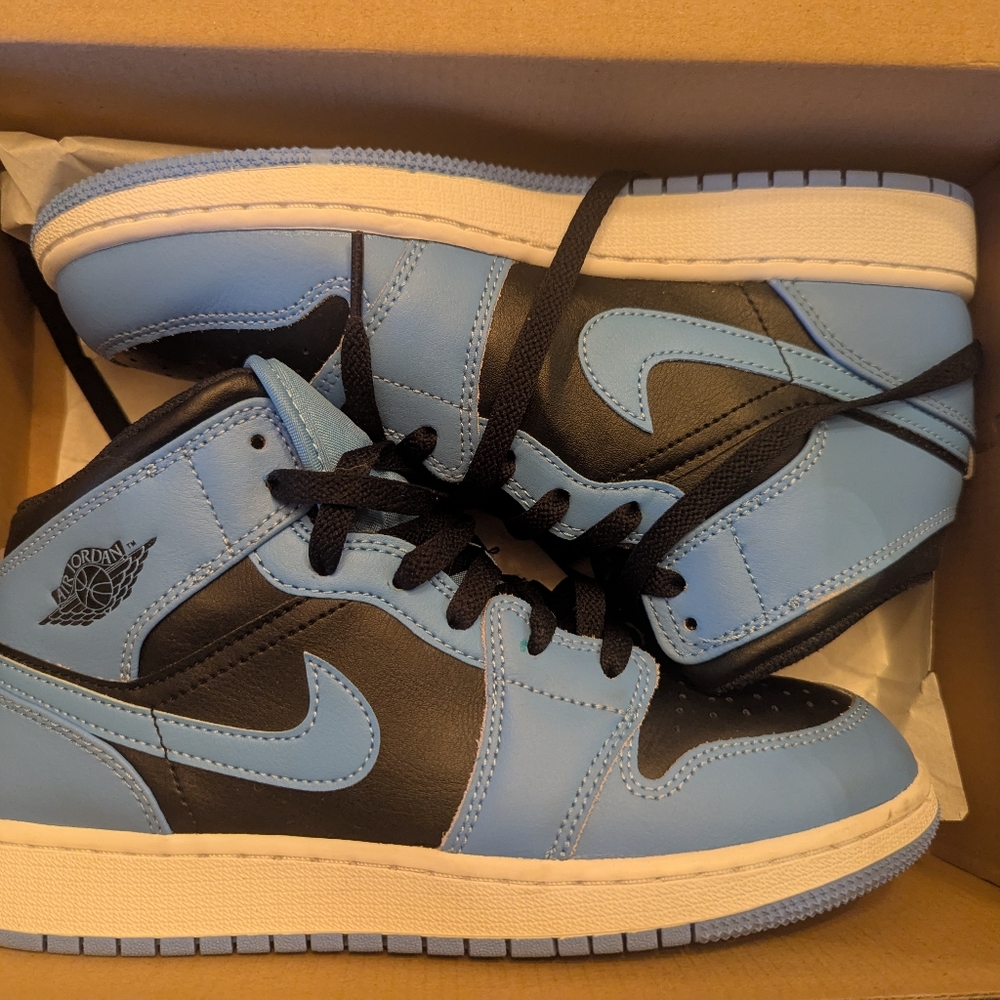 Nike Air Jordan 1 Mid Blue Black Sneakers